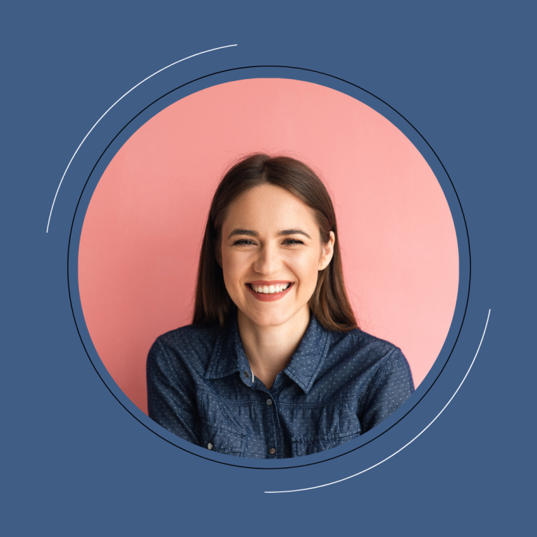 smiling profilepicture of woman